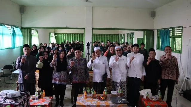 Kolaborasi 10 Pesantren dengan P3M dan CCEP Indonesia dalam Program Pengelolaan Sampah