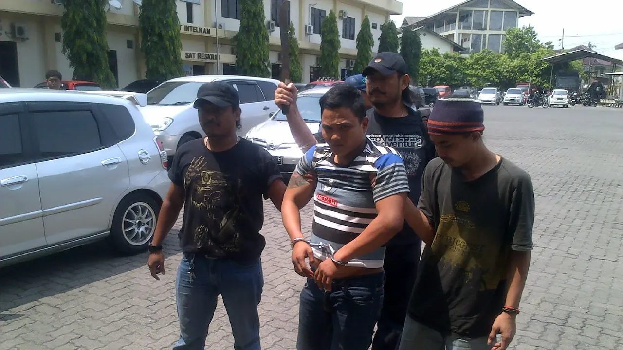 Mantan Mayang Prasetyo, Iwan Agus Prasetyo