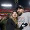 Taylor Swift dan Travis Kelce di AFC Championship Game 26 Januari 2025 di Kansas City, Missouri. (David Eulitt/Getty Images/AFP David Eulitt / GETTY IMAGES NORTH AMERICA / Getty Images via AFP