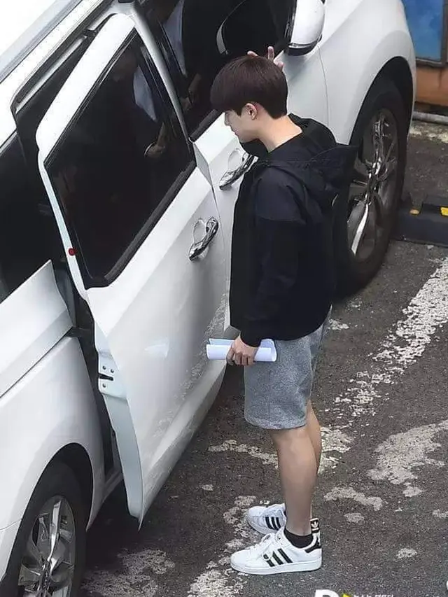 D.O (EXO)