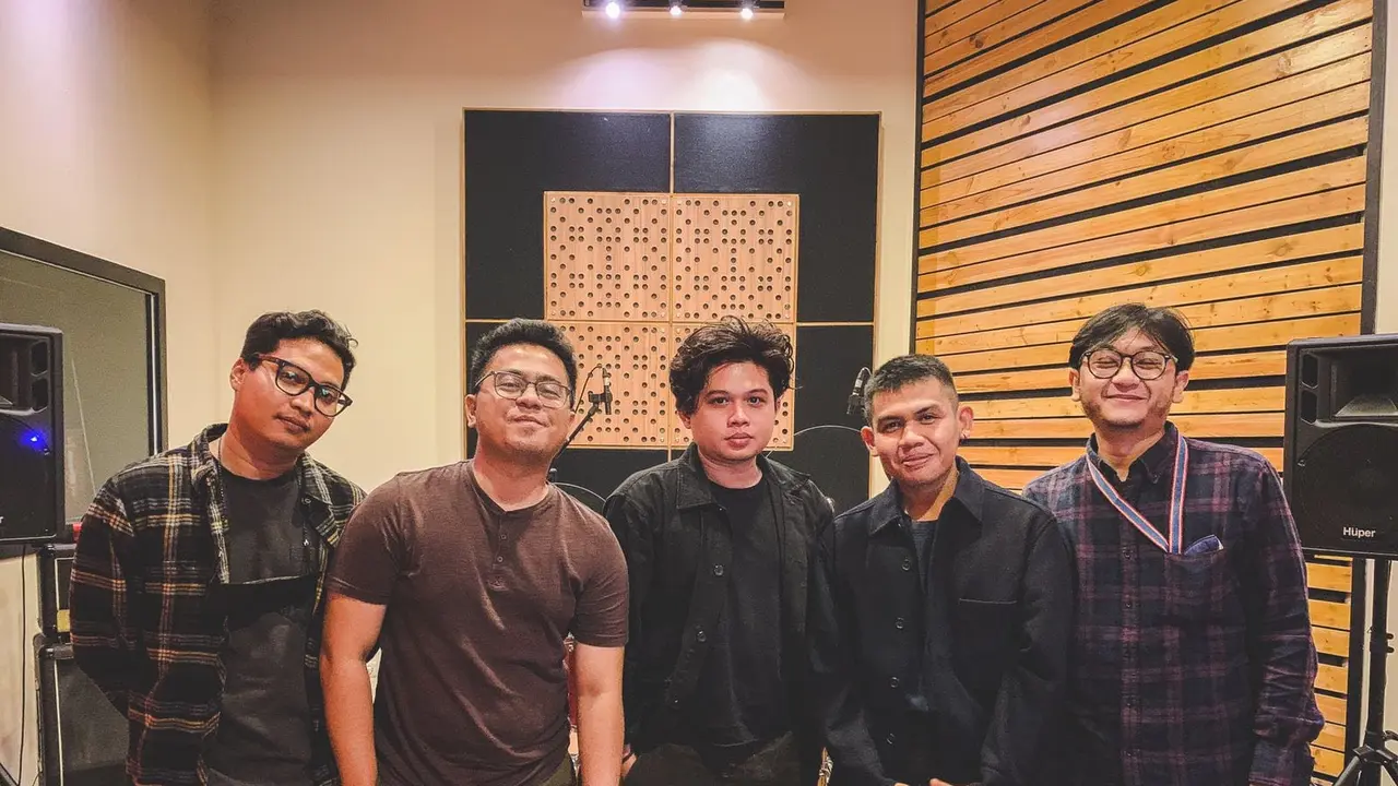 Band Juicy Luicy merilis single berjudul Tampar