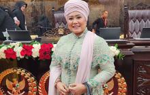 Sisi Lain Luluk Nur Hamidah Calon Gubernur Jatim 2024, Sering Lakukan Kegiatan Seru Bersama Suami, Mulai Pelesiran hingga Panco