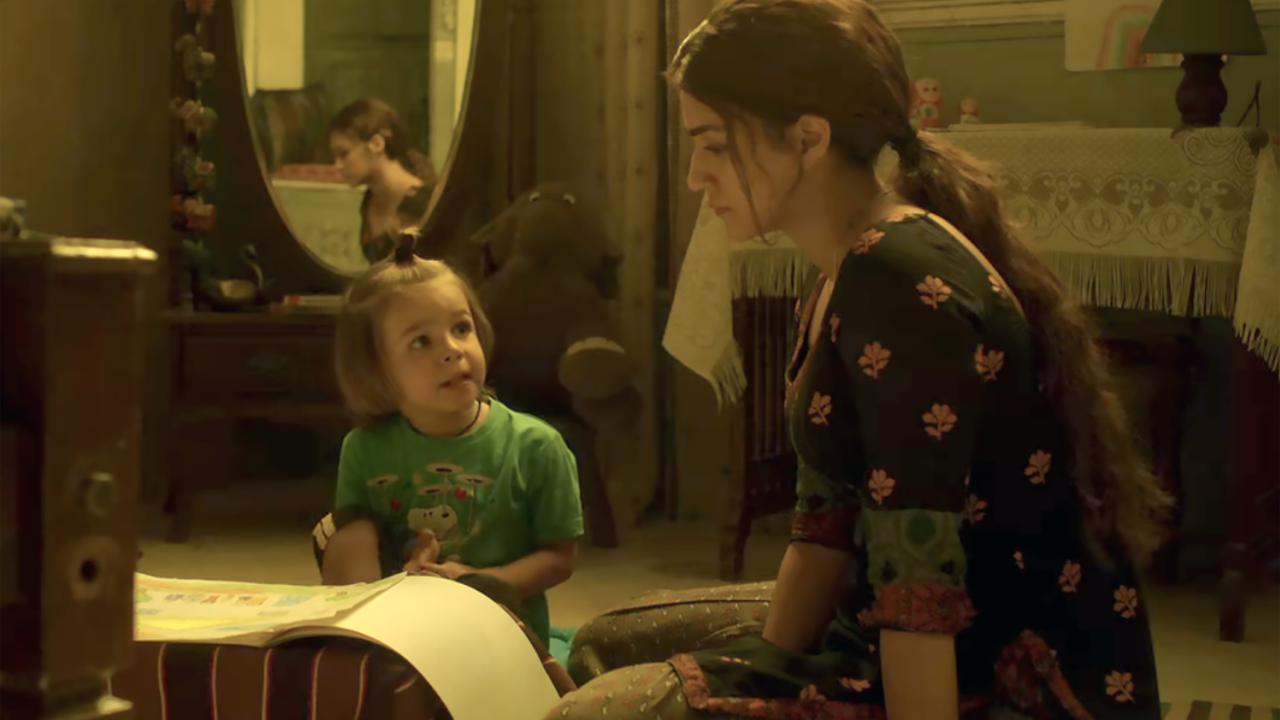 7 Rekomendasi Film India Tentang Keluarga yang Menyentuh, dari Komedi Menghibur - Kejahatan yang Kelam