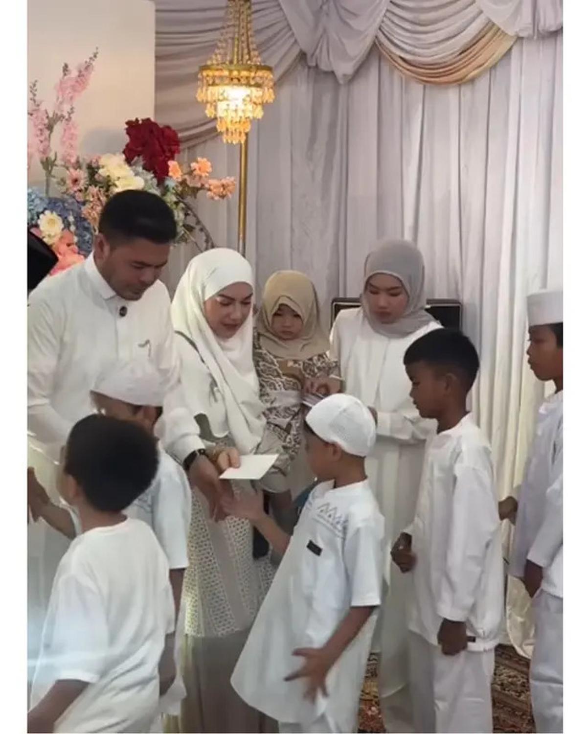 6 Momen Walimatus Safar Irish Bella dan Haldy Sabri Jelang Haji, Boyong Adik