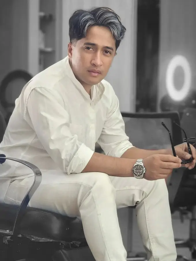 Potret Irfan Hakim dengan Gaya Rambut Baru, Tampil Lebih Fresh