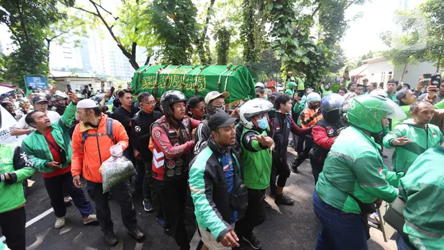 KSPSI Serahkan Dana Solidaritas ke Keluarga Affan Kurniawan