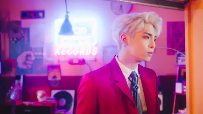 Videoklip Shinin' Jonghyun SHINee