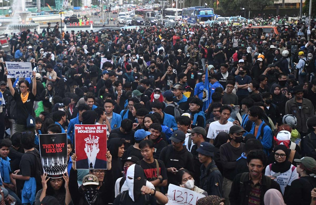 Masyarakat sipil gelar Aksi Indonesia Gelap