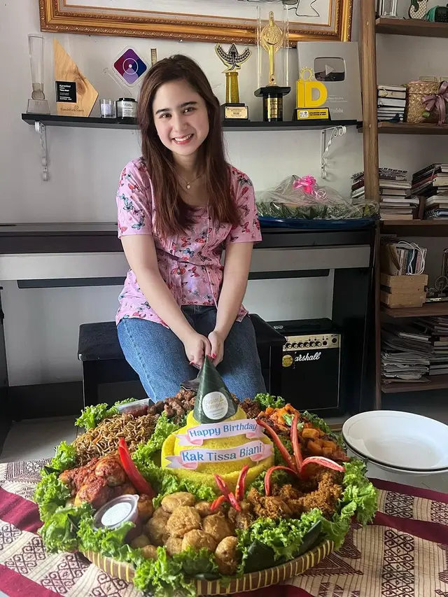 [Fimela] Perayaan ulang tahun Tissa Biani