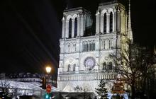Katedral Berusia 860 Tahun Ini Dibuka Kembali Setelah Ditutup Lima Tahun Karena Kebakaran, Dekorasi Batu Putih dan Emasnya Makin Berkilau