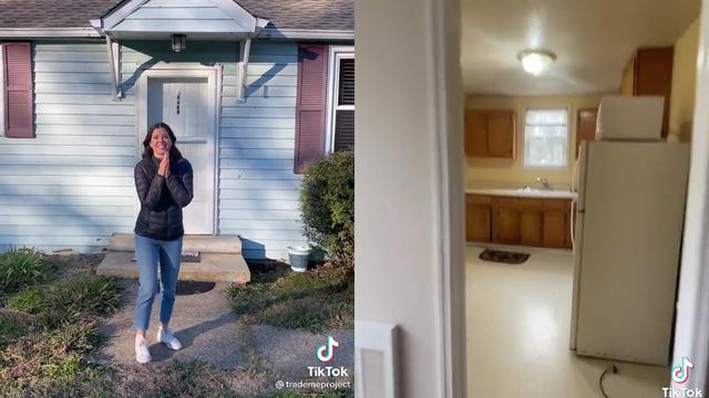 Wanita Penukar Penjepit Rambut dengan Rumah