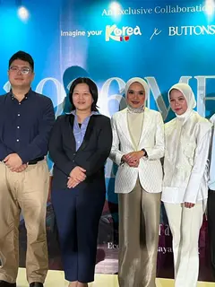 minat masyarakat Indonesia terhadap Korea Selatan terus mengalami peningkatan dalam beberapa tahun terakhir. Bukan hanya karena gelombang budaya populer seperti K-drama dan K-pop, tetapi juga karena daya tarik destinasi wisata yang semakin beragam dan relevan dengan kebutuhan wisatawan modern. (foto/dok: fimela.com/sitinurarisha)