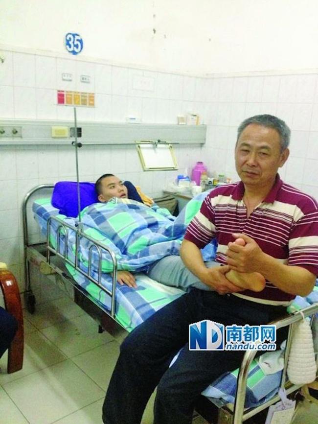 Xiao Li saat dirawat di rumah sakit | Photo: Copyright shanghaiist.com