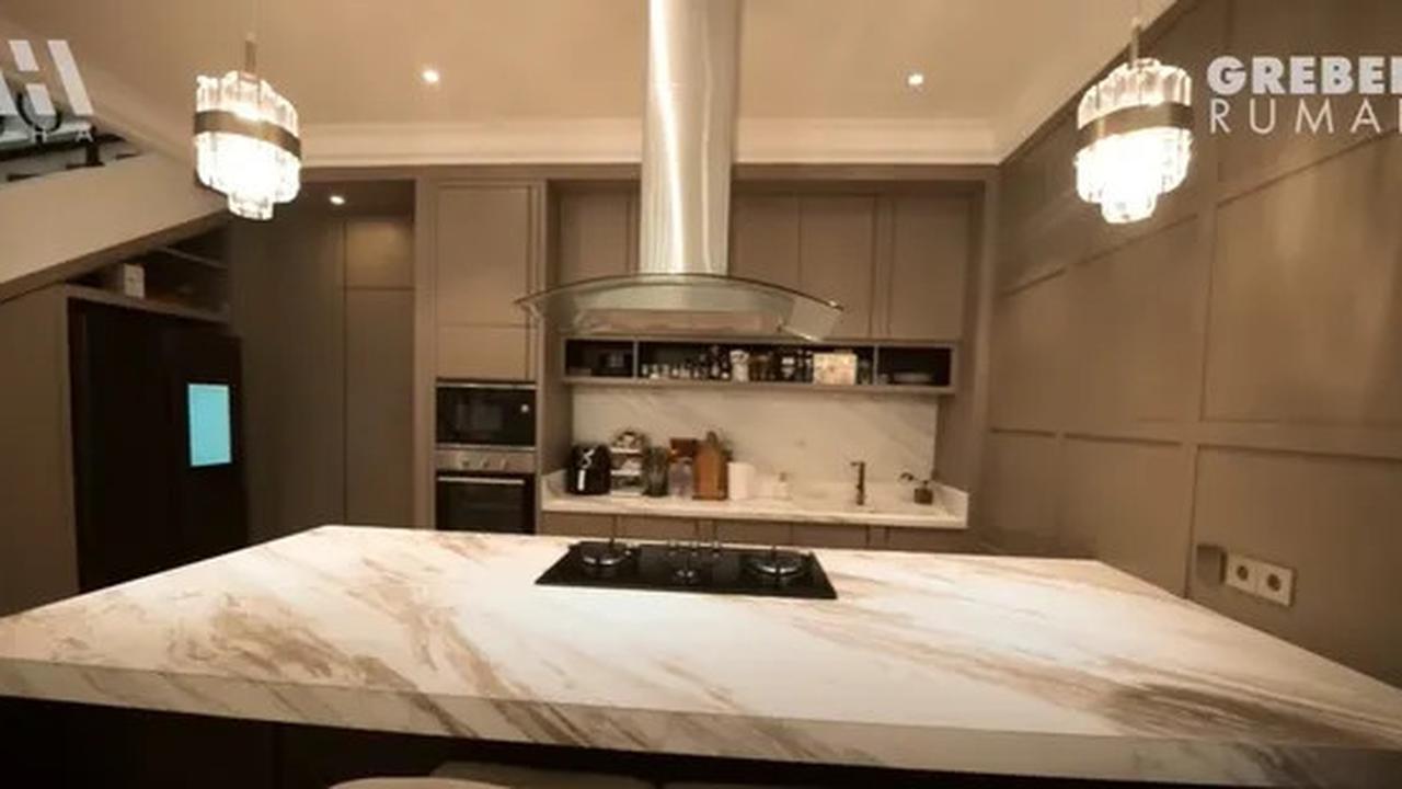 6 Potret Dapur Shireen Sungkar Modern & Elegan, Ada Sentuhan Tangan Irwansyah yang Bikin Makin Ciamik