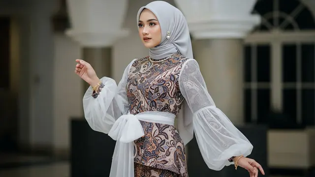 Gamis Batik Kombinasi Tile Polos