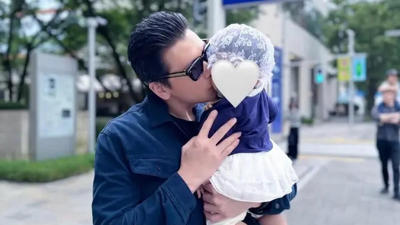 Model Baju Bayi Baby R Anak Syahrini saat Rayakan Idul Adha 2025 di Tokyo, Tampil Manis dan Berkelas