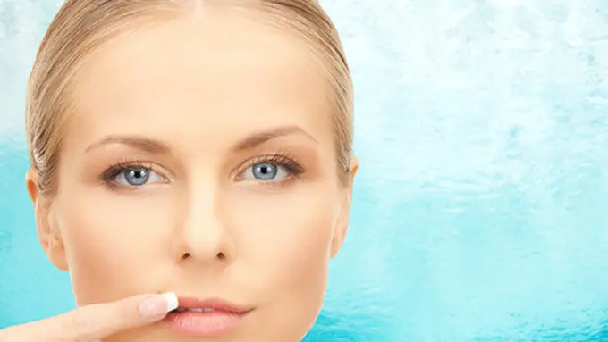 Cara Membuat Bibir Merah Alami