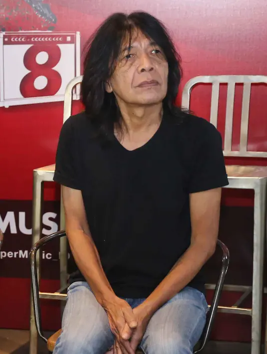 Gitaris band legendaris God Bless, Ian Antono tidak menyangka ajang pencarian bakat musik rock, SupermusicID Rockin Battle digemari oleh banyak anak muda. (Nurwahyunan/Bintang.com)