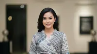 ⁠7 Model Atasan Batik yang Mudah Dipadukan untuk Kerja dan Acara Keluarga Tanpa Ganti Outfit