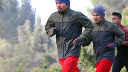 Manny Pacquiao bersama tim berlari di Griffith Park, Los Angeles, Amerika Serikat, (Istimewa).