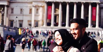 Bulan Ramadan tinggal menghitung hari. Bulan penuh berkah bagi umat muslim itu menjadi momen memupuk iman. Disamping itu juga dijadikan sebagai ajang kumpul bersama keluarga. (Instagram/dewisandra)