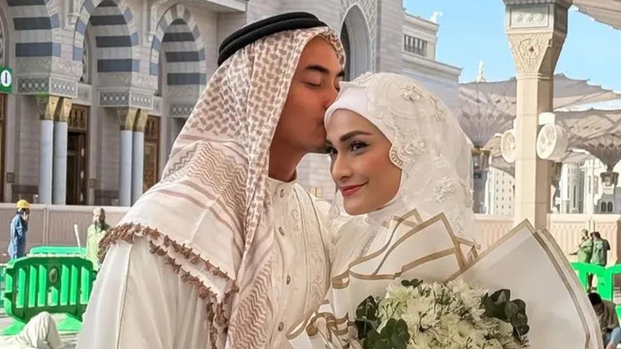 Adu Gaya Nagita Slavina vs Selvi Ananda Kondangan ke Pernikahan Putri Zulhas dan Zumi Zola
