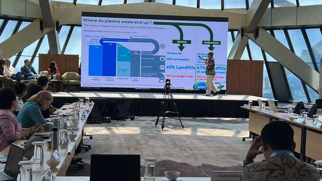 Komitmen Turut Kurangi Sampah Plastik di Laut, Bioplastik dari Singkong Dipromosikan ke Delegasi 22 Negara APEC