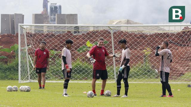 Foto: Ini Dia Sosok di Balik Tangguhnya Kiper-Kiper Persija, Jan Klima Pelatih Dengan Segudang Pengalaman di Eropa