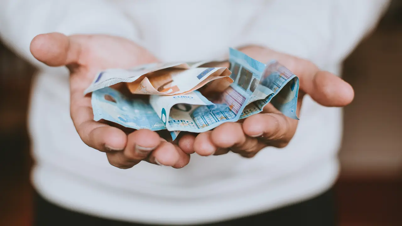 Uang/unsplash Christian