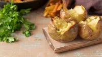 How to microwave a potato. (Photo: Freepik)