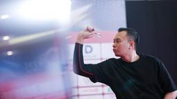 Sebagai informasi, kemenangan di Darts National Competition 2025 Series 04 merupakan kali kedua Jordan merengkuh predikat juara dalam ajang sama tahun ini. (Bola.com/M Iqbal Ichsan)
