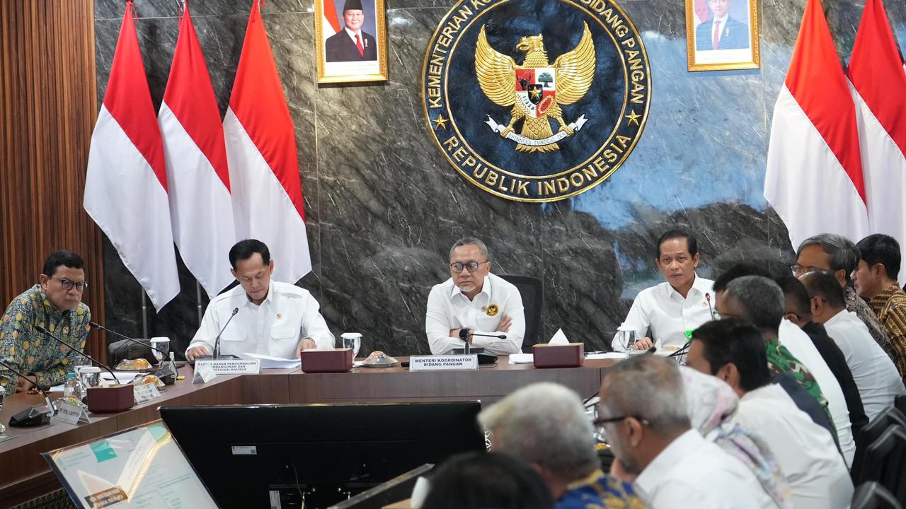 Gelar Rakortas Penanganan Cs-137, Menko Zulhas: Industri Udang dan Kesehatan Masyarakat Fokus Utama Pemerintah