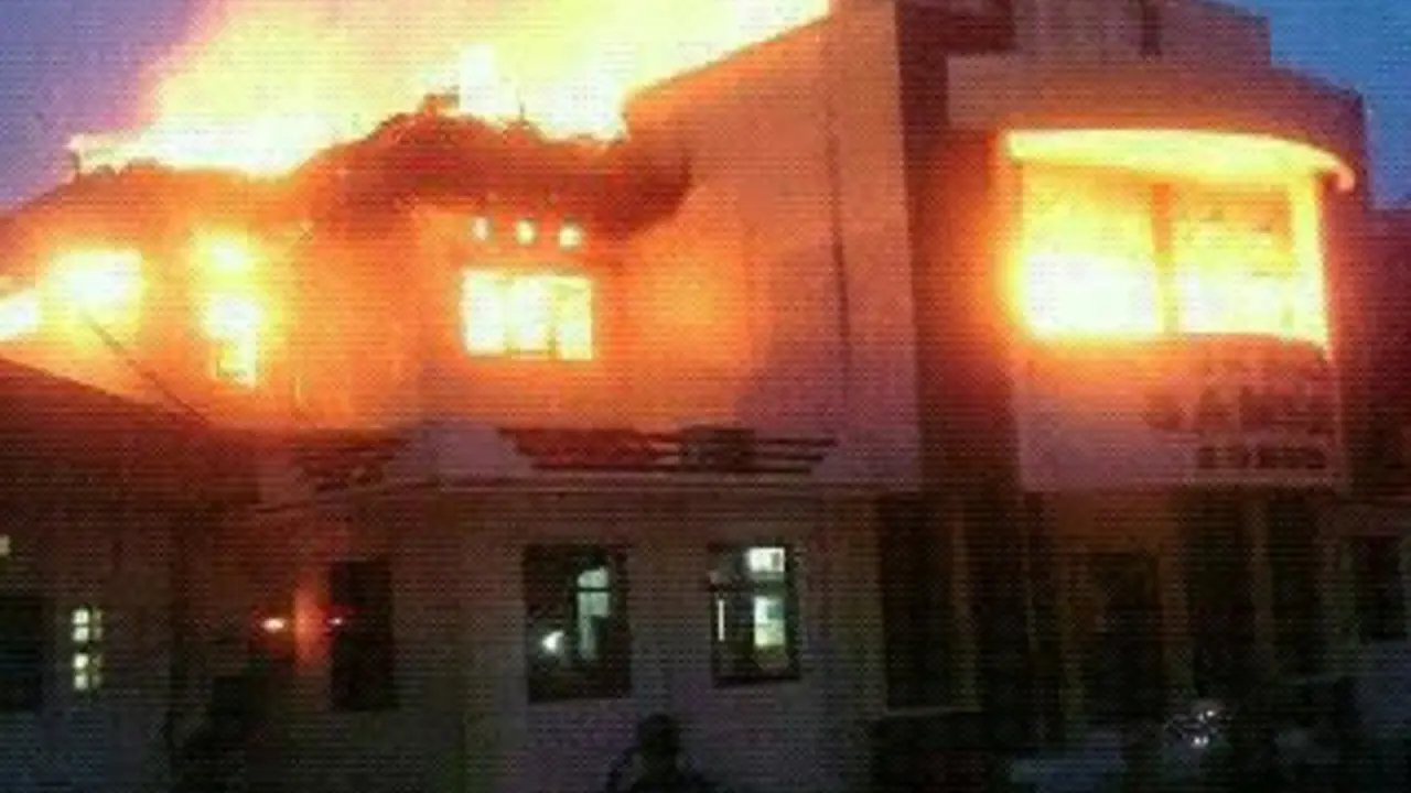 2016111-Kantor Samsat Cirebon Terbakar-Cirebon