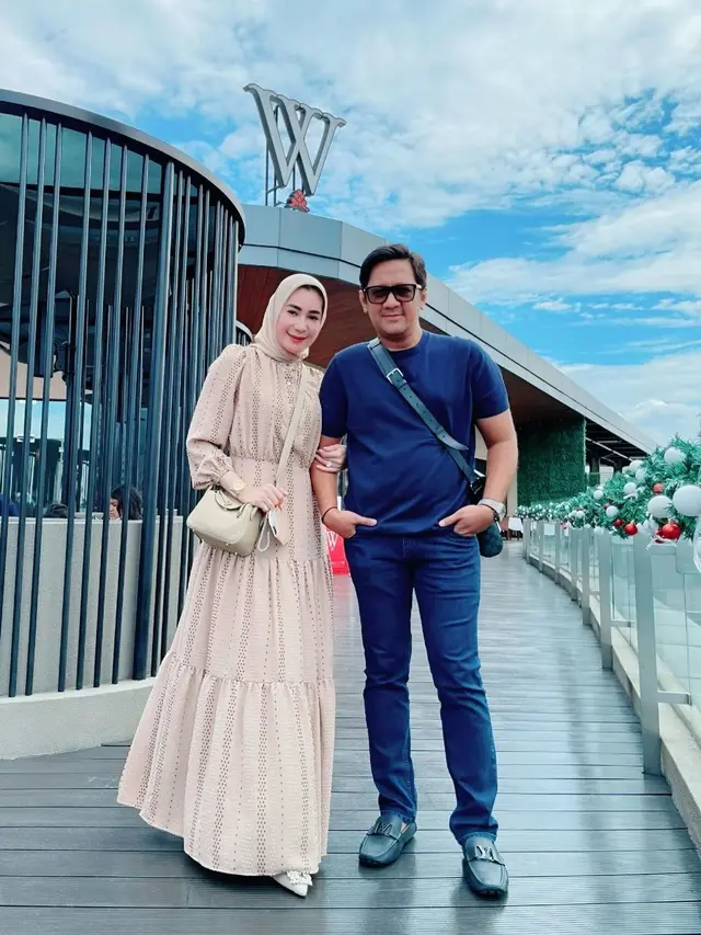 [Fimela]  Andre Taulany dan Erin