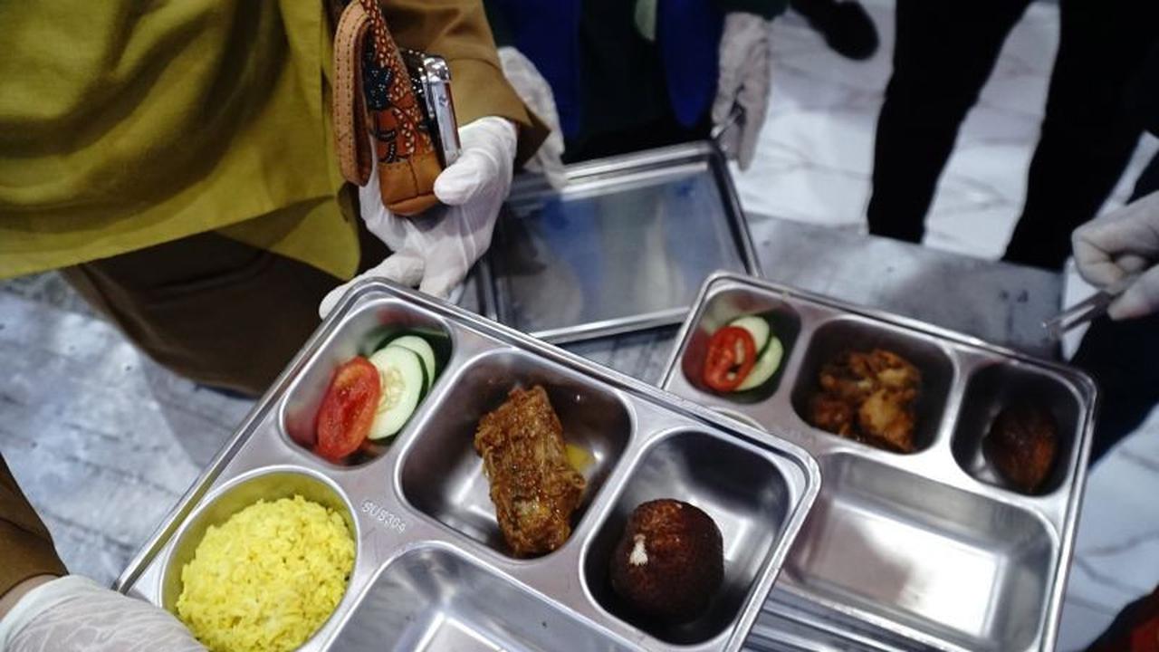 Fakta Mengejutkan: Puluhan Siswa Terdampak Keracunan Massal Tulungagung, SPPG Dihentikan Sementara