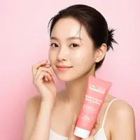 Investasi kulit dengan body lotion Lacera.