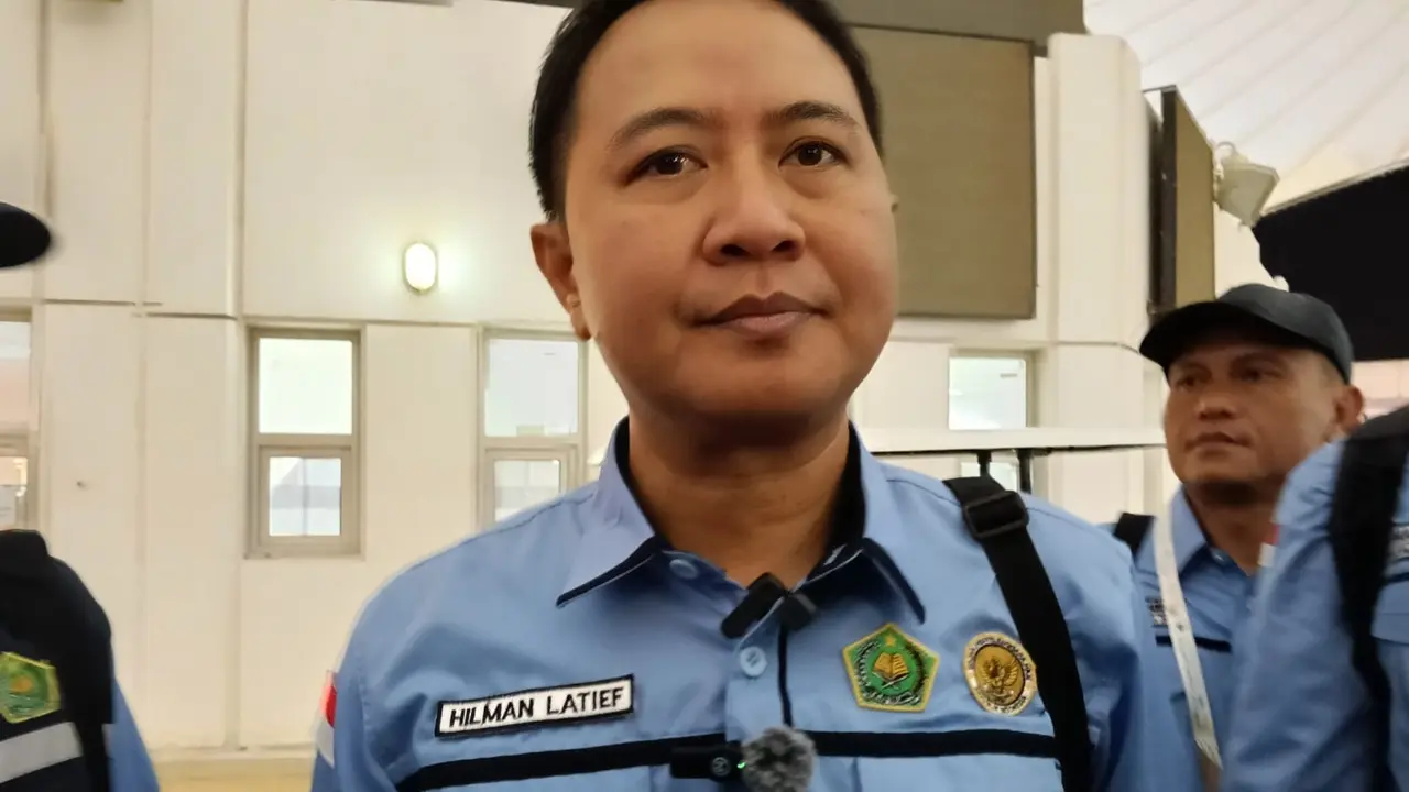 Arahan Dirjen PHU untuk Petugas Haji: Jangan Ada Jemaah Berpindah Sendirian Tanpa Didampingi