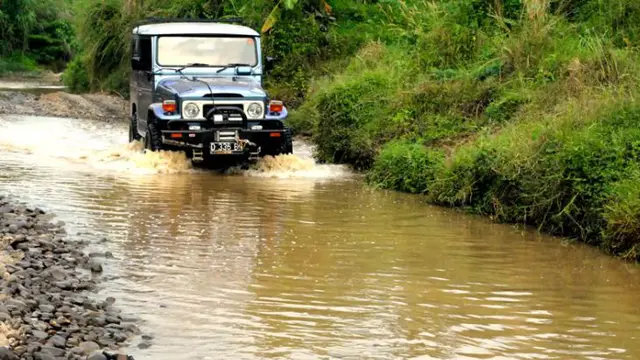Mengintip Ketangguhan Toyota FJ40, Dedengkot SUV Tanah Air