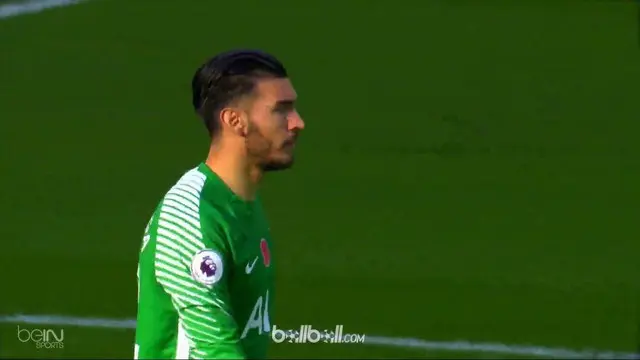 KIper Tottenham Hotspur, Paulo Gazzaniga, menjadi yang terbaik pada pekan ke-11 Premier League 2017-2018. This video presented by BallBall.