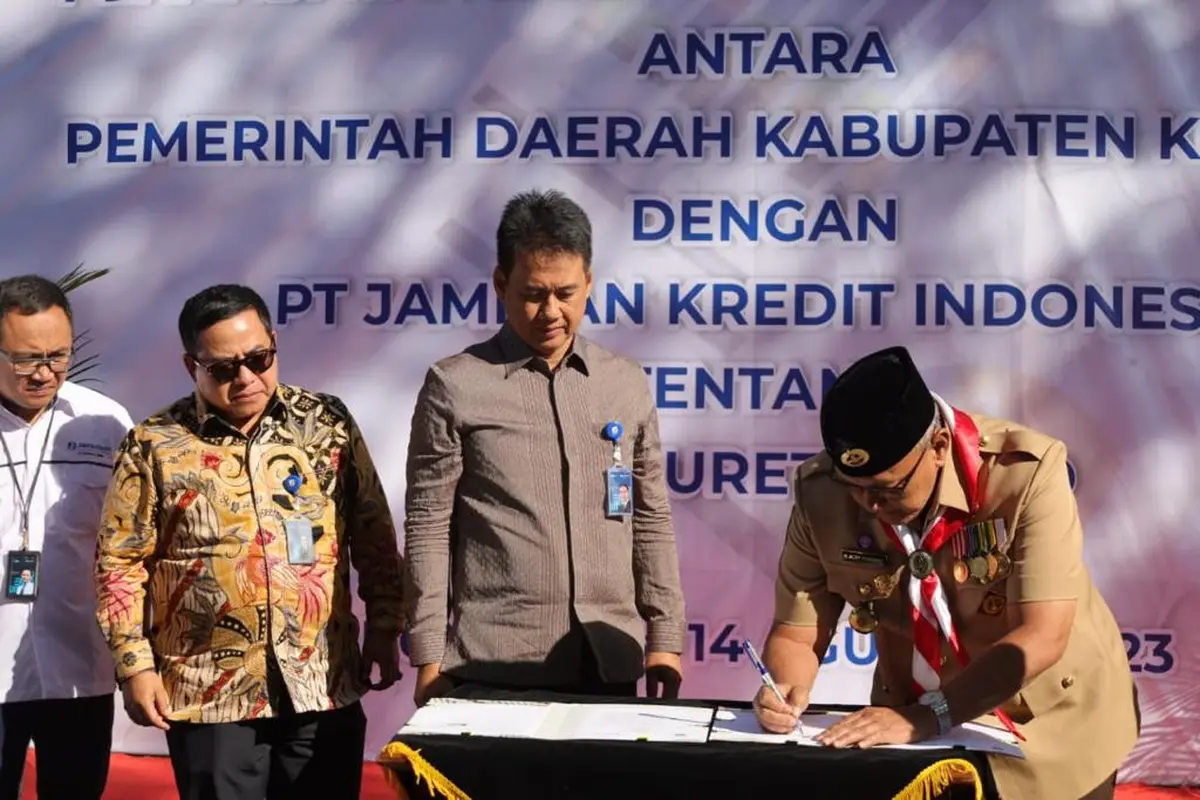 Jamkrindo melakukan penandatanganan nota kesepahaman (Memorandum Of Understanding/MoU) dengan Pemerintah Daerah Kabupaten Kuningan tentang Jasa Surety Bond.