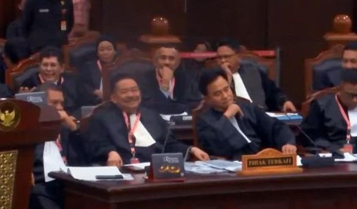 Yusril lalu menyebut jika saat ini Jusuf Kalla menjadi presiden apakah berarti Anies-Muhaimin bakal menang Pilpres.<br>