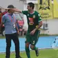 Otavio Dutra usai mencetak gol ke gawang Mitra Kukar / PT. GTS