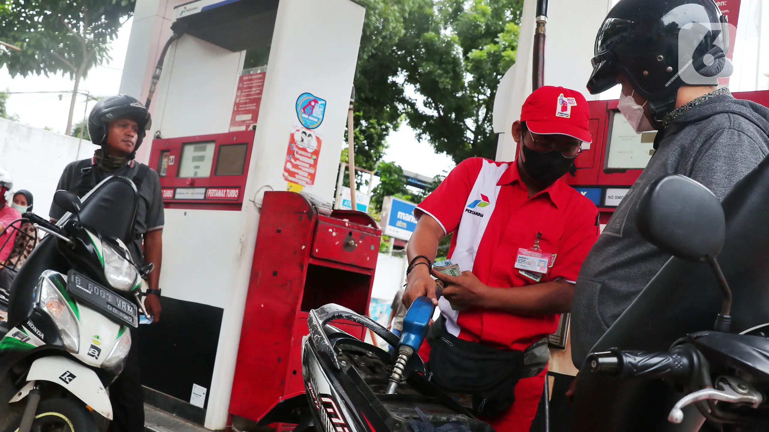 Pertamina Resmi Turunkan Harga BBM Non-Subsidi, Pertamax Jadi Rp 12.350 ...