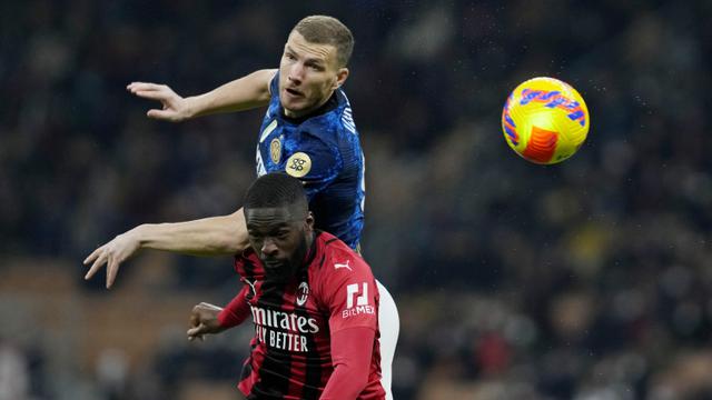 Foto: Skor Kaca Mata Hiasi Laga AC Milan Vs Inter Milan di Semifinal Coppa Italia