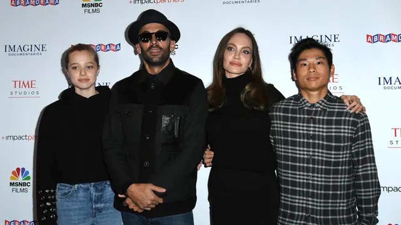 Pax Putra Angelina Jolie, Muncul dengan Codet di Kening Usai Kecelakaan Tragis