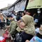 Masker Mulai Langka di Lampung, Warga Antre Sejam