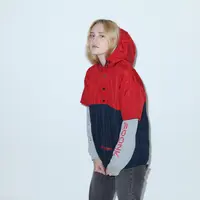 Koleksi streetwear. (Foto: Dok. PAUL FRANK)