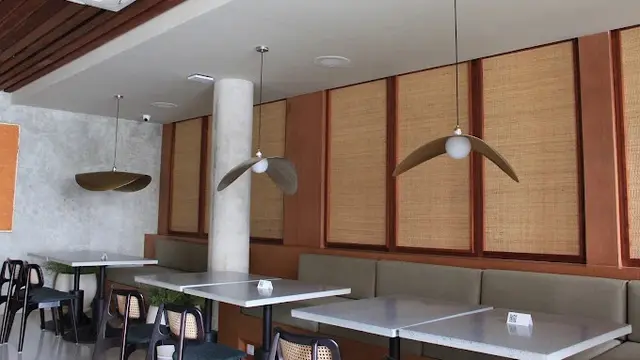 Hummingbird Eatery & Space