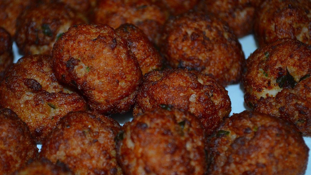 Ilustrasi Bakso Goreng