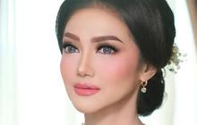 7 Potret Cantik Anggun Bella Saphira dalam Balutan Kebaya, di Momen Pernikahan Anak Sambung Jadi Sorotan